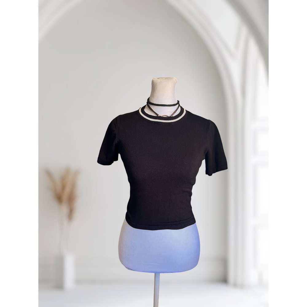 Brandy Melville Ribbed Knit Crew Neck Short Sleeve Top
